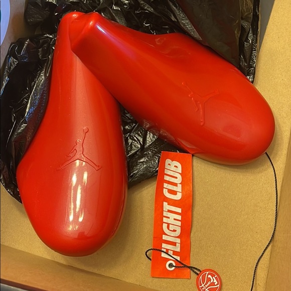 Air Jordan Retro 11 Bred - Picture 8 of 8